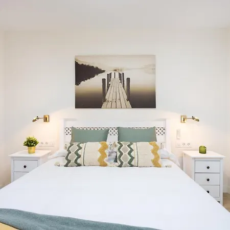 아파트 Home2book Design Residencial Anaga *